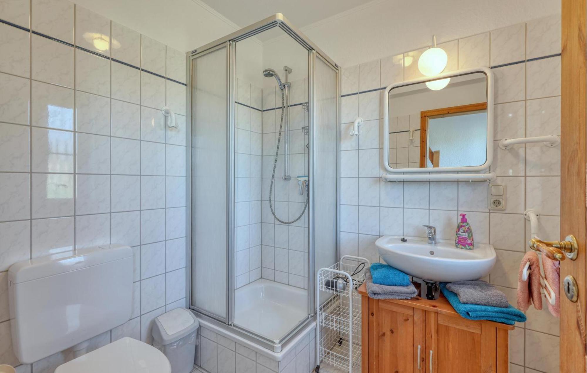 Nice Home In Toenning With Kitchen מראה חיצוני תמונה